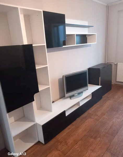 Berceni, str. Resita, Straja